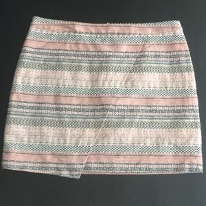 Patterned skirt. Size 16.
